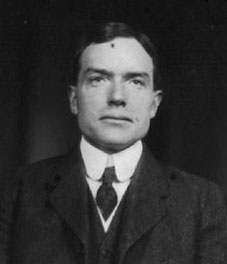  John Davison Rockefeller Junior (1874 – 1960) est un entrepreneur et philanthrope américain